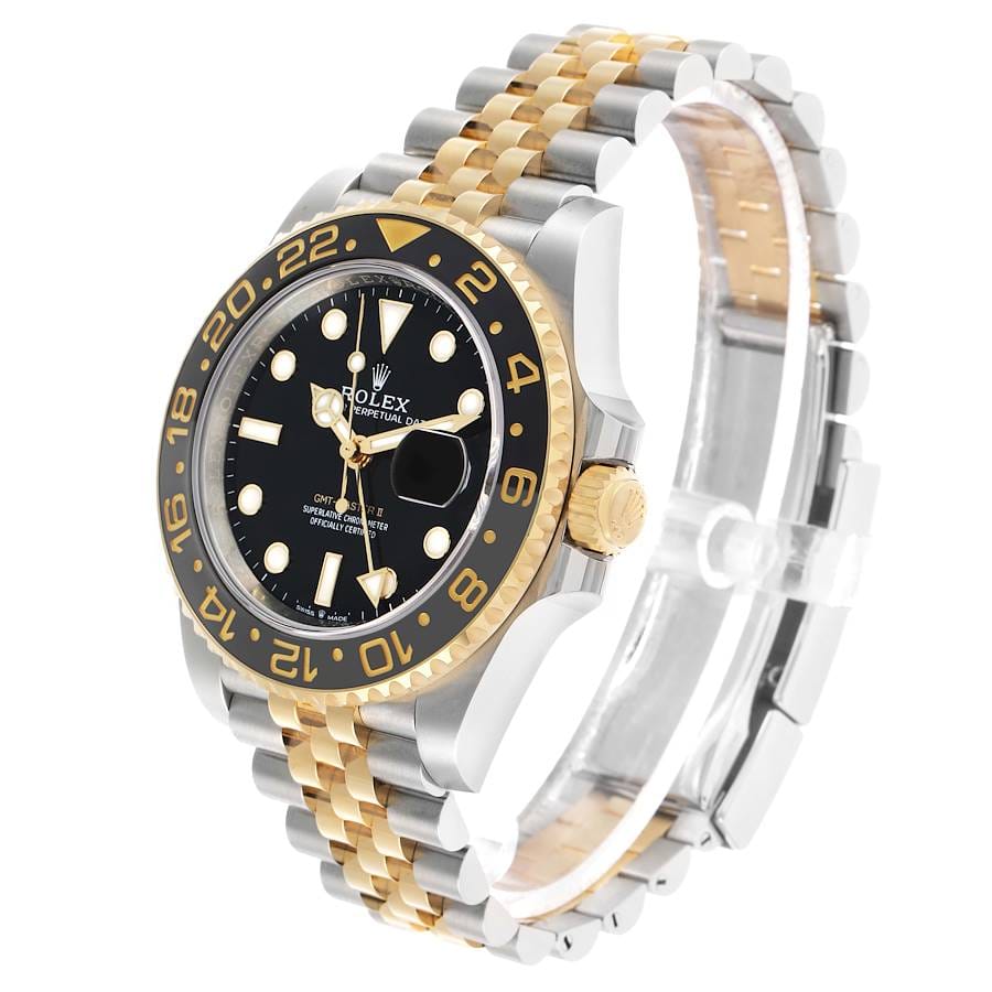 Rolex Watch Elegant Design Luxury Timepiece With Stylish Appearance And Reliable Performance For Everyday Wear - Golden Silver